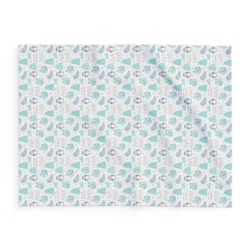 Arctic Animal Fleece Blanket – Cute Polar Bear & Penguin Winter Throw